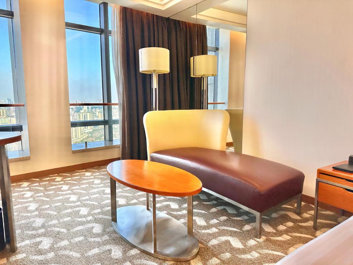 Swissotel Foshan, Guangdong Eksteriør billede